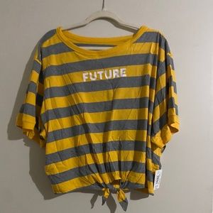 Plus-size semi crop top